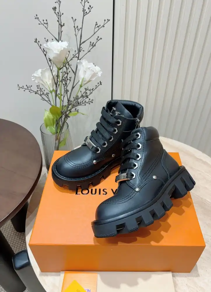 hype LV Boots