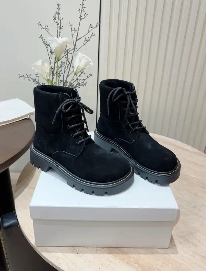 hype Loewe Boots