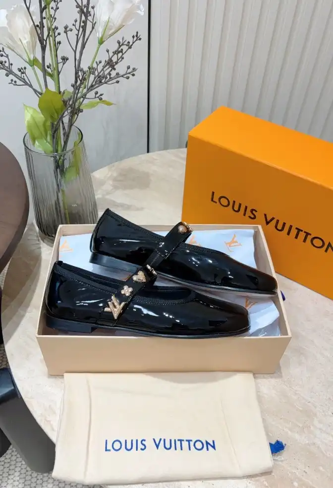 hype LV flat shoes