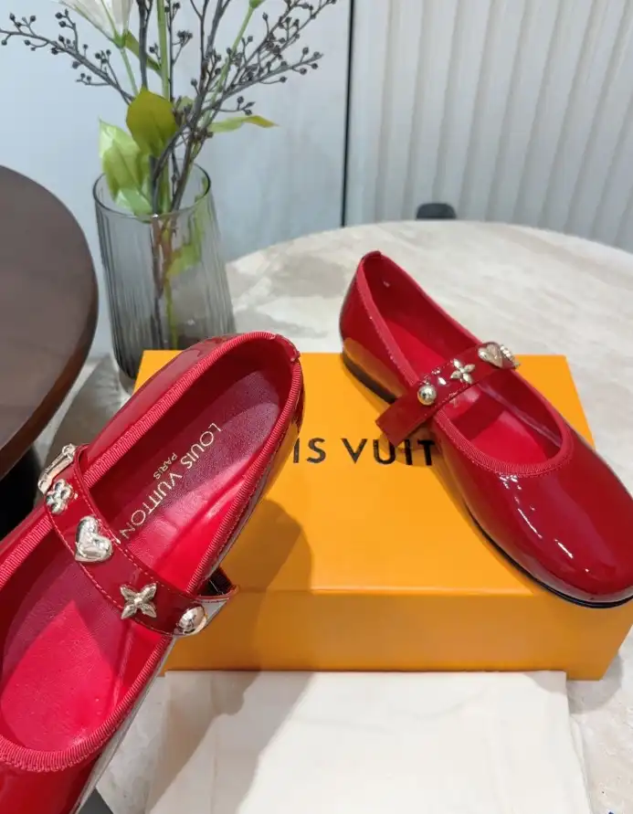 hype LV flat shoes