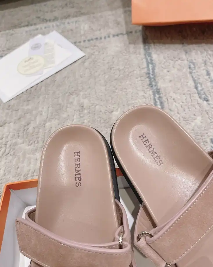 hype Hermes Slippers