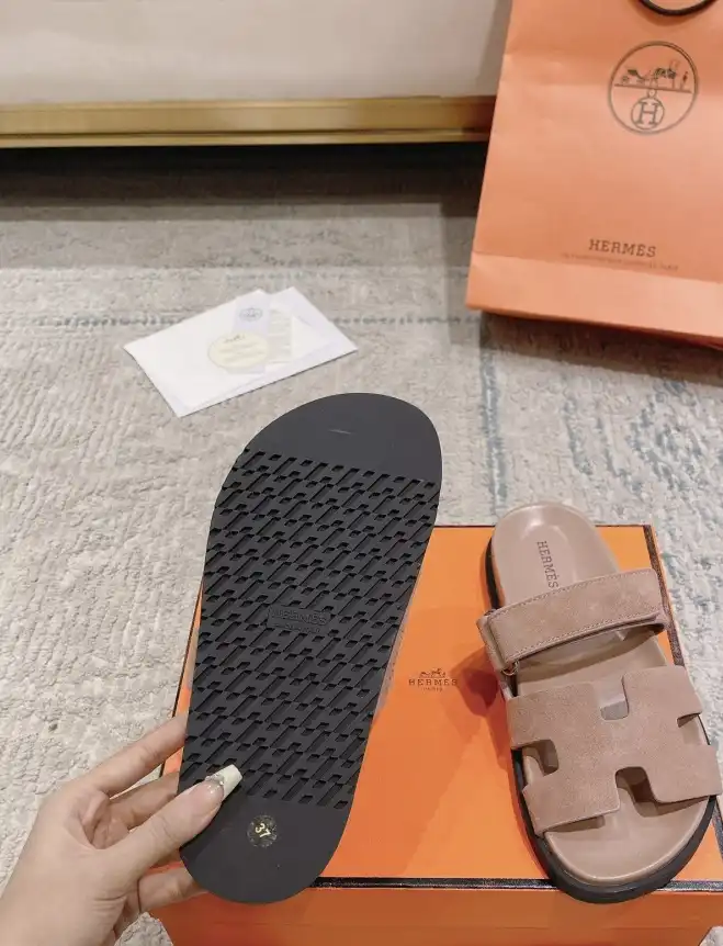 hype Hermes Slippers