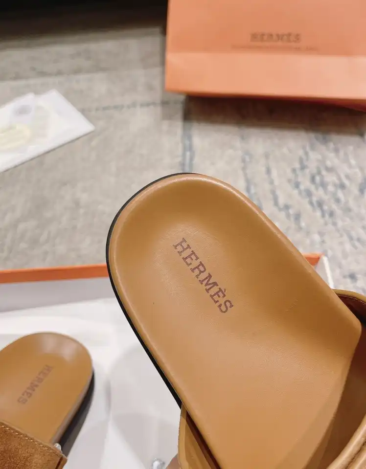 hype Hermes Slippers