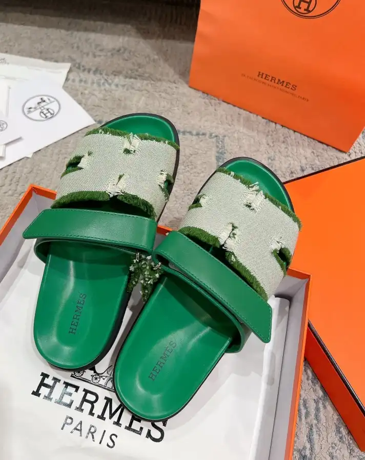 hype Hermes Slippers