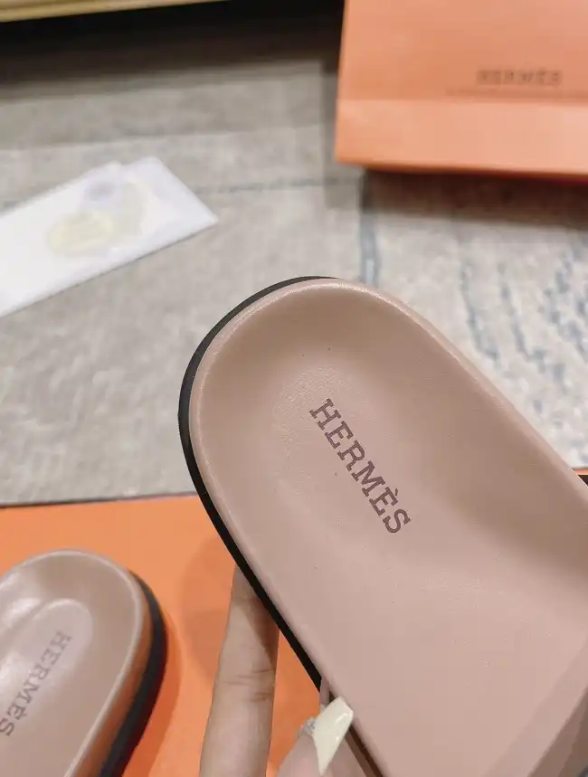 hype Hermes Slippers