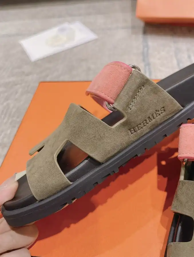 hype Hermes Slippers