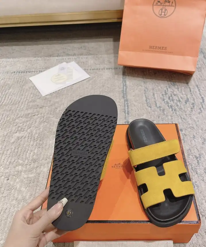 hype Hermes Slippers