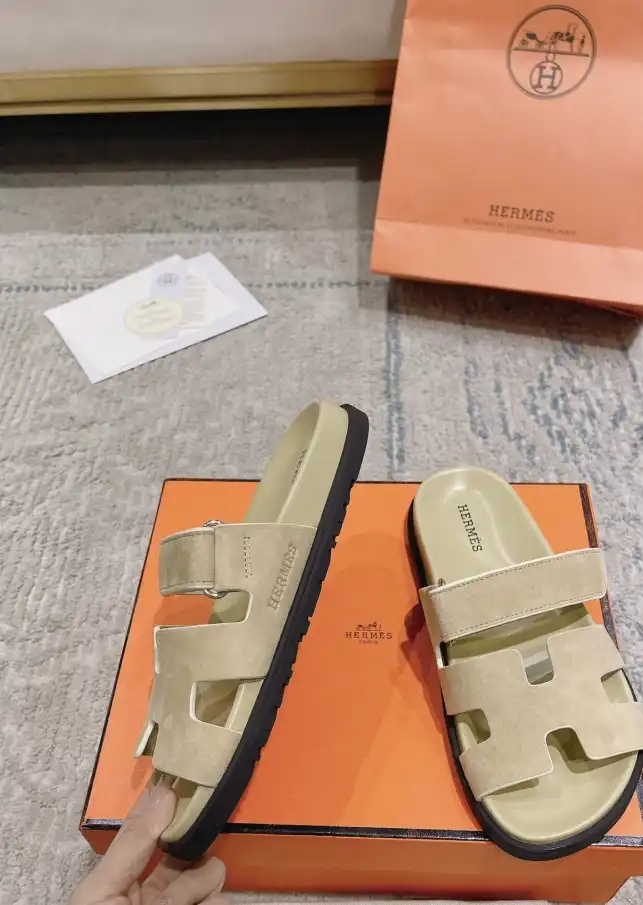 hype Hermes Slippers