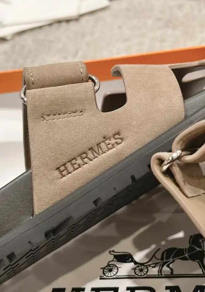 hype Hermes Slippers