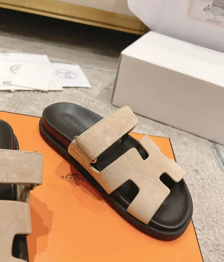 hype Hermes Slippers