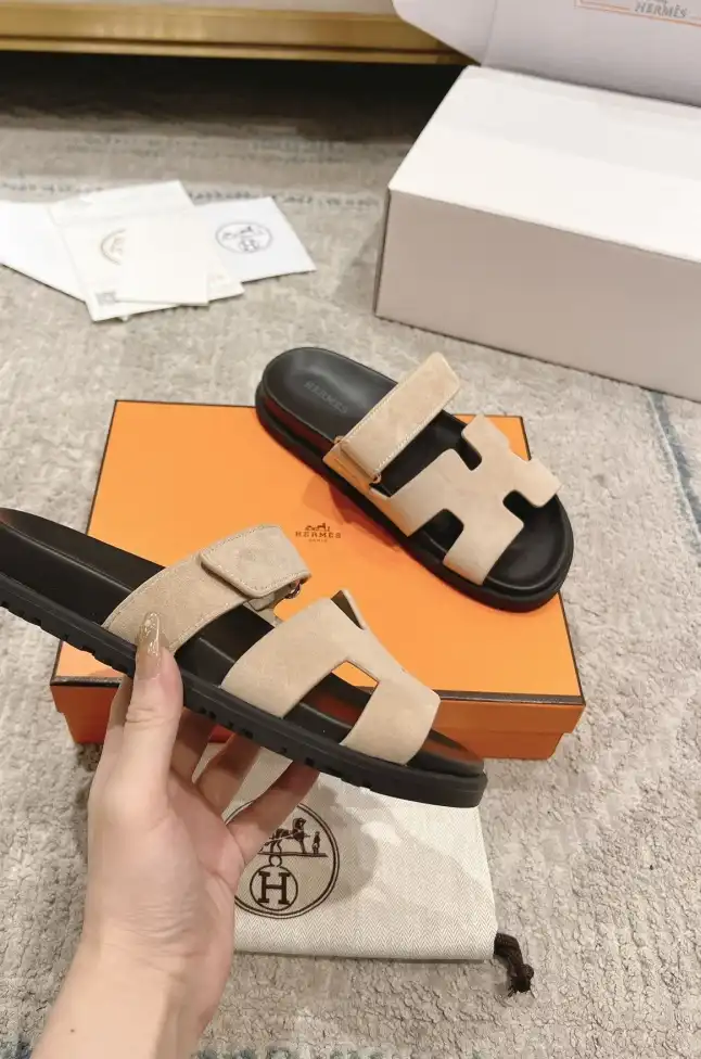 hype Hermes Slippers