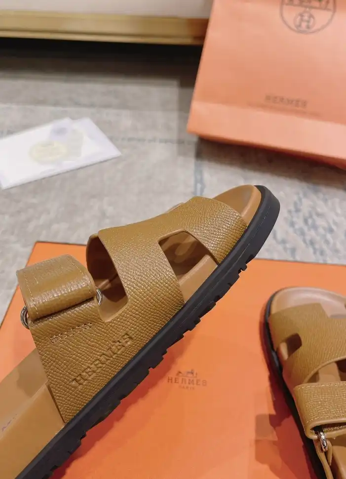 hype Hermes Slippers