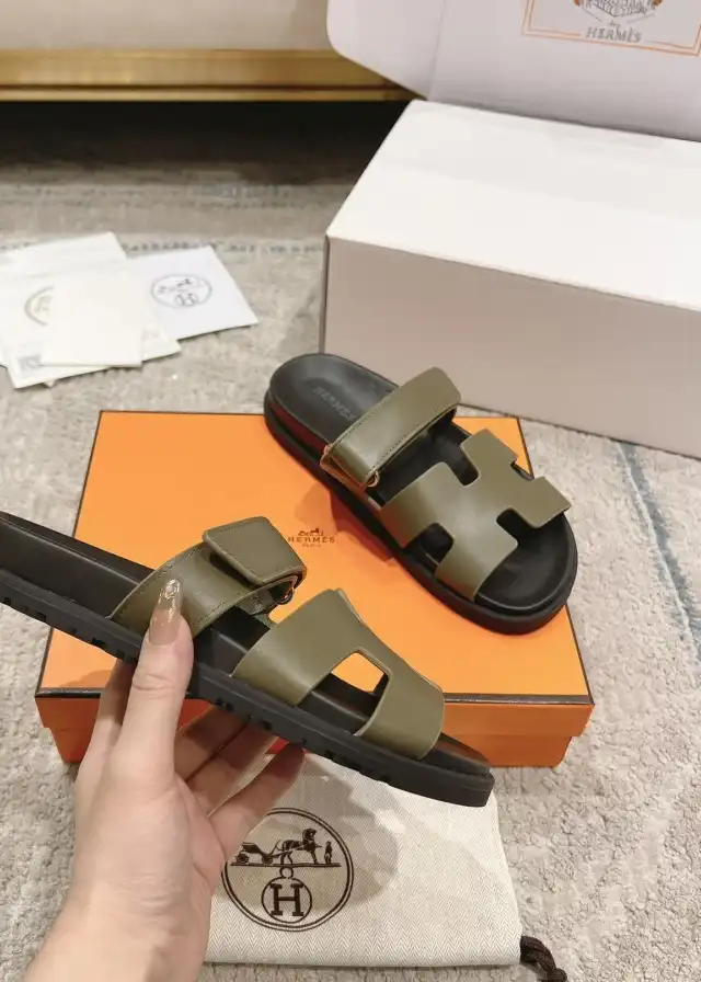 hype Hermes Slippers