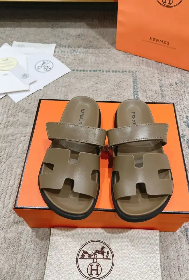 hype Hermes Slippers