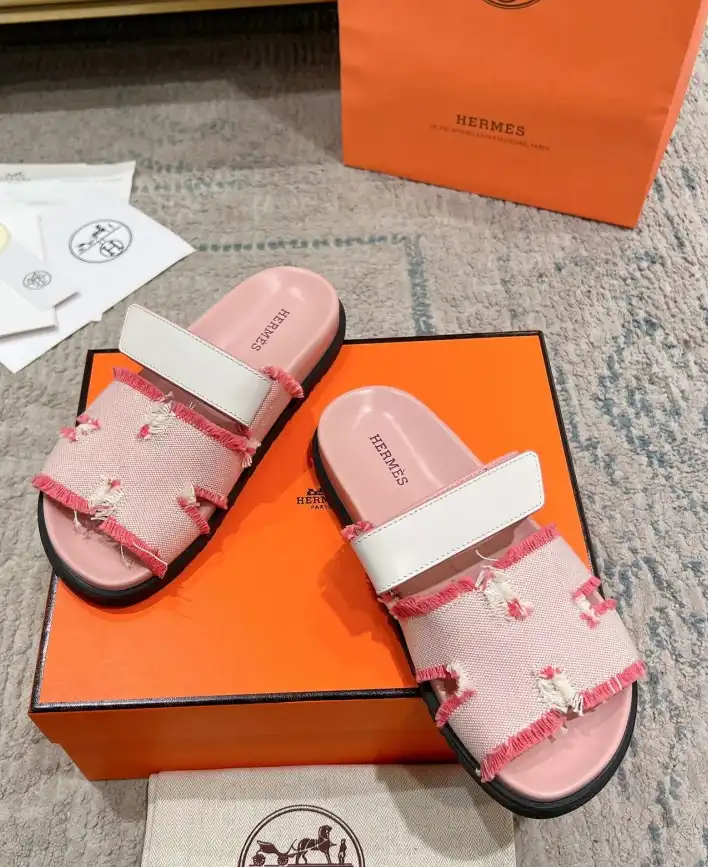 hype Hermes Slippers