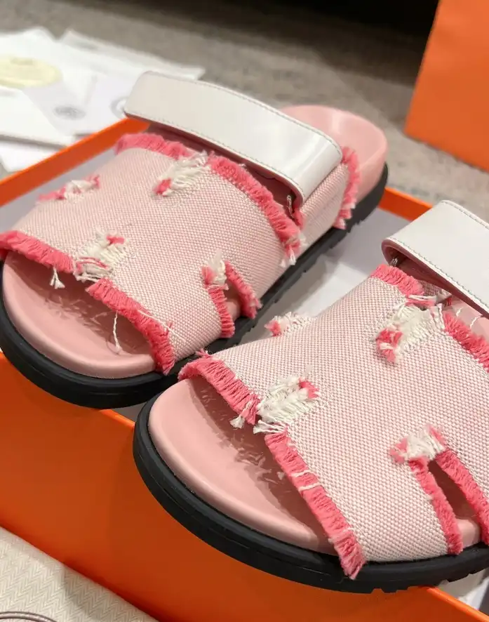 hype Hermes Slippers