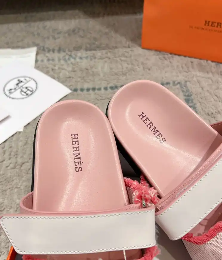 hype Hermes Slippers