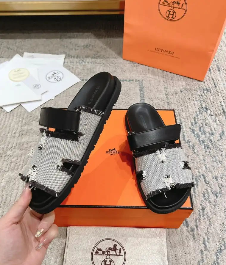 hype Hermes Slippers