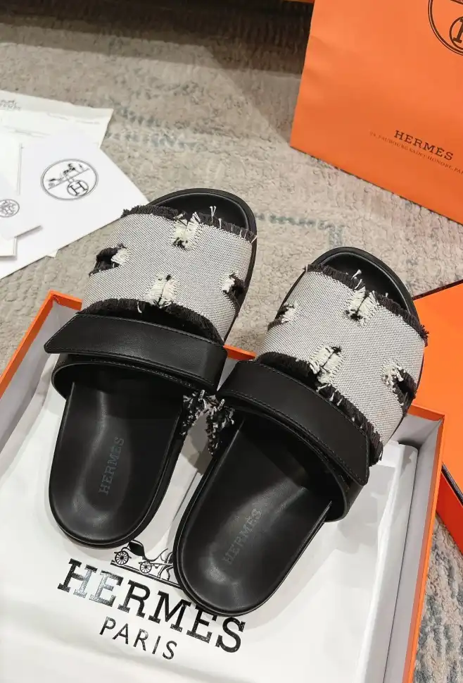 hype Hermes Slippers