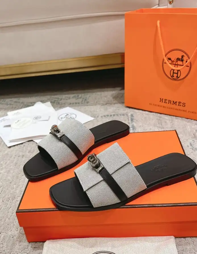 hype Hermes Slippers