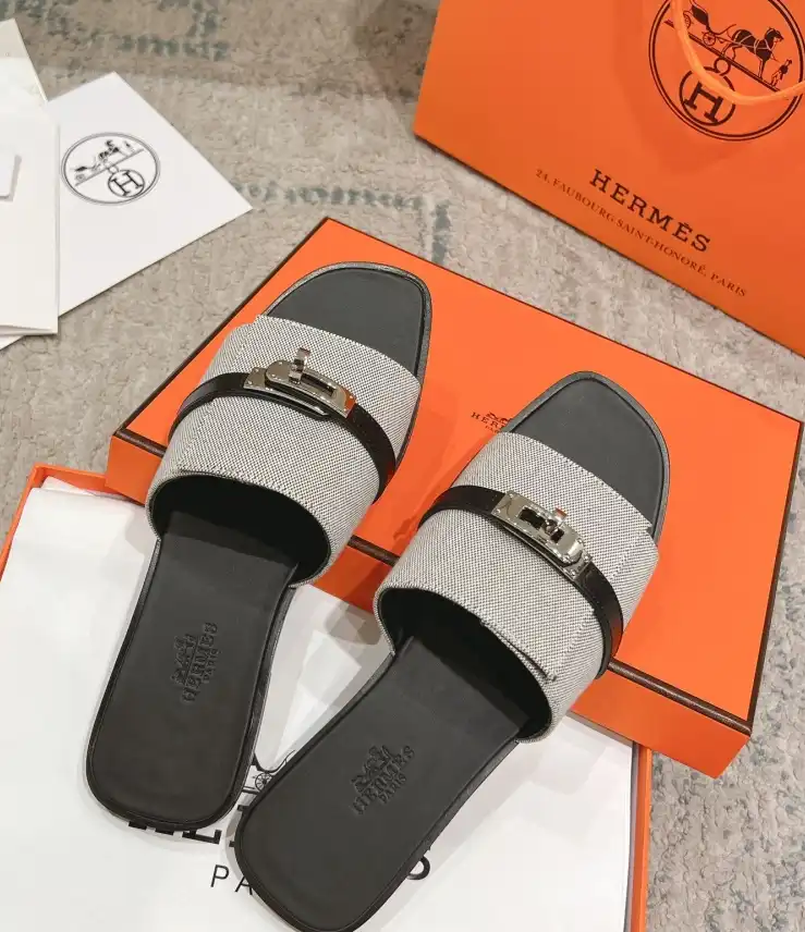 hype Hermes Slippers