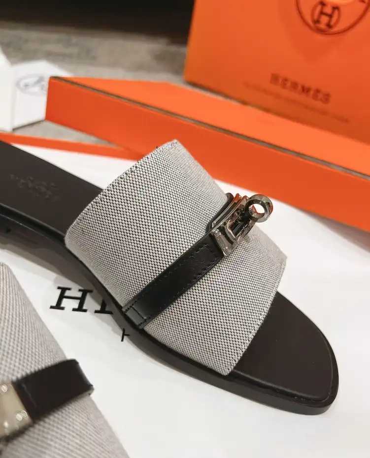 hype Hermes Slippers