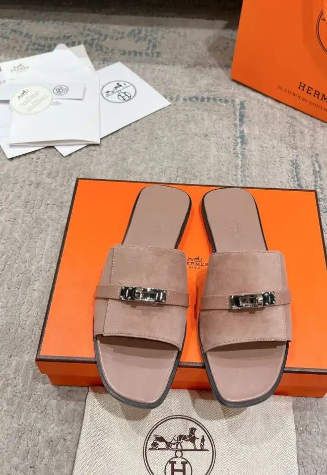 hype Hermes Slippers