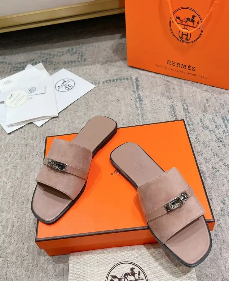 hype Hermes Slippers