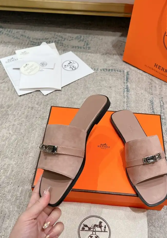 hype Hermes Slippers