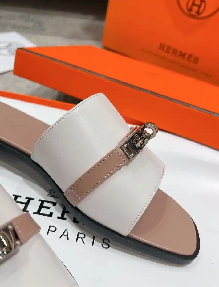 hype Hermes Slippers