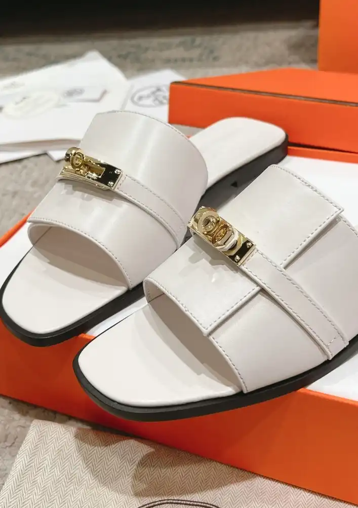 hype Hermes Slippers