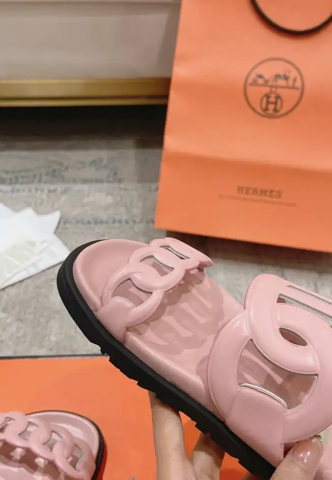 hype Hermes Slippers