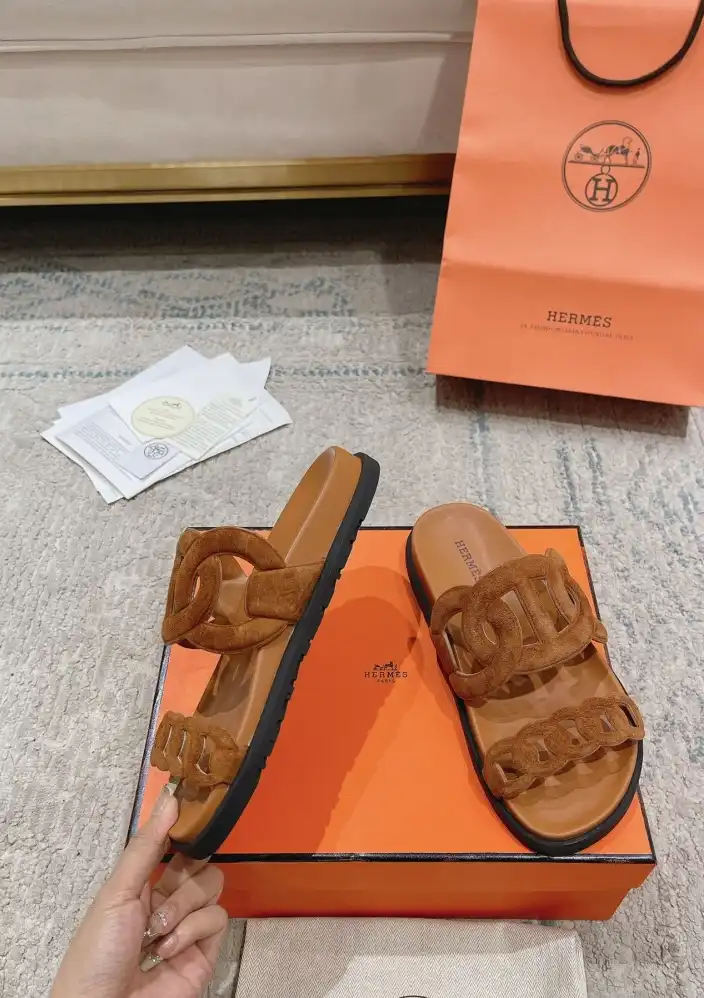 hype Hermes Slippers