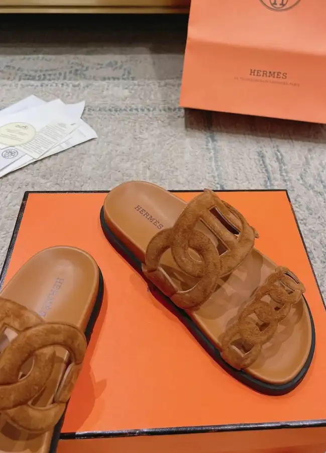 hype Hermes Slippers