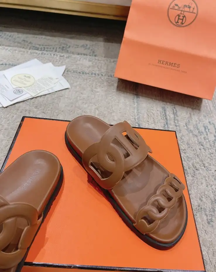 hype Hermes Slippers