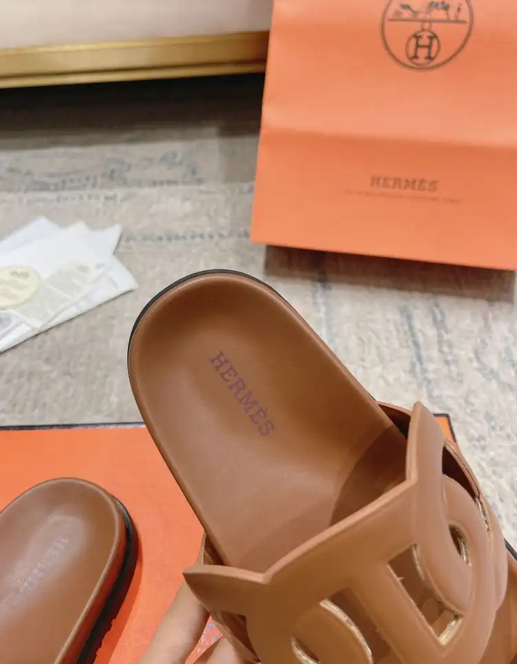 hype Hermes Slippers