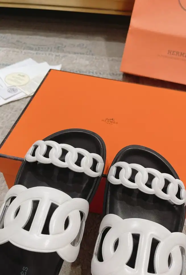 hype Hermes Slippers