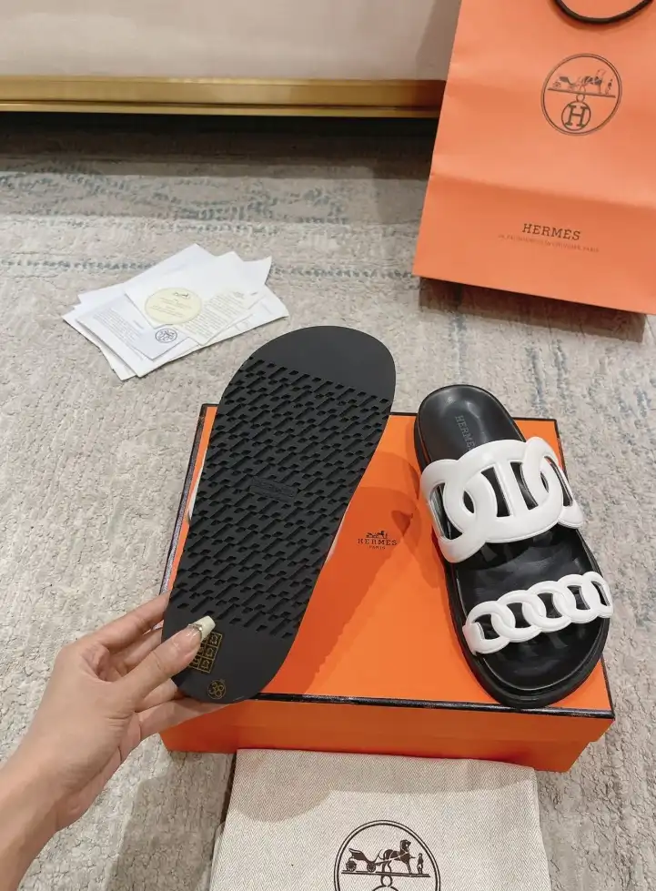 hype Hermes Slippers