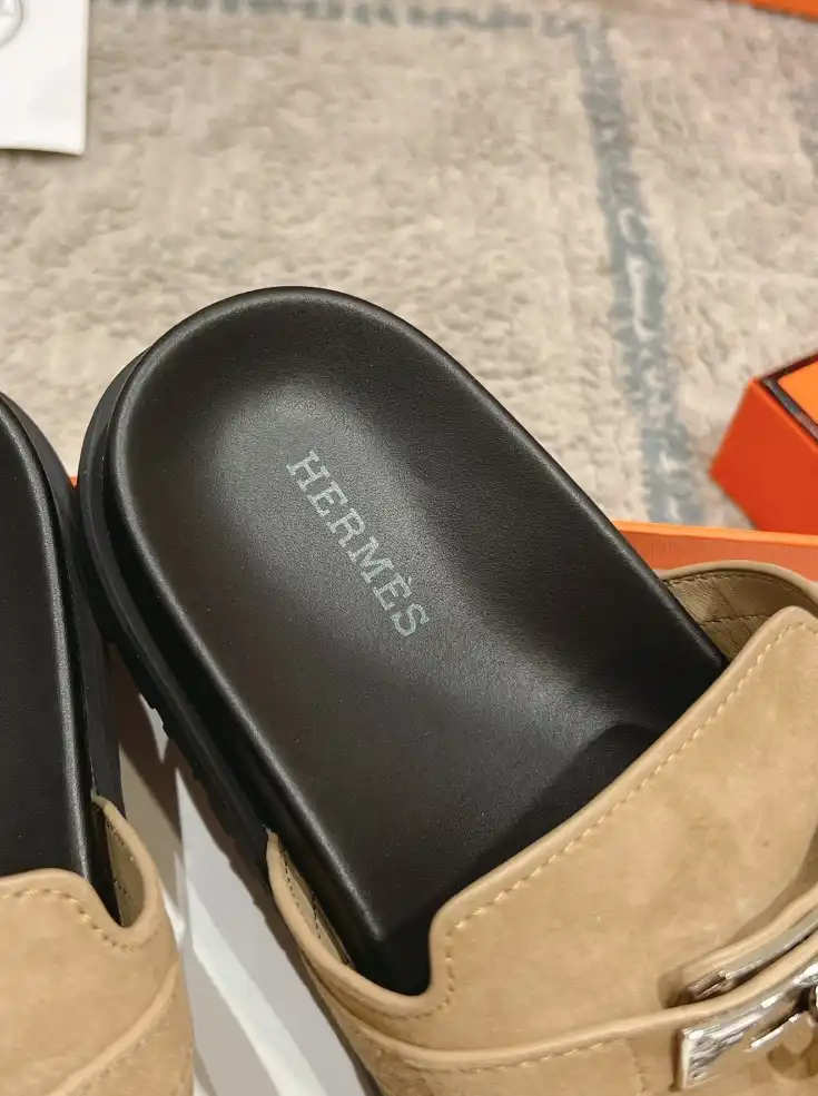 hype Hermes Slippers