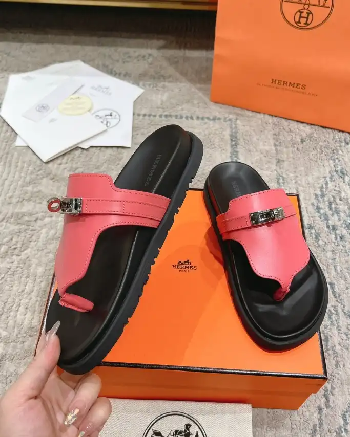 hype Hermes Slippers