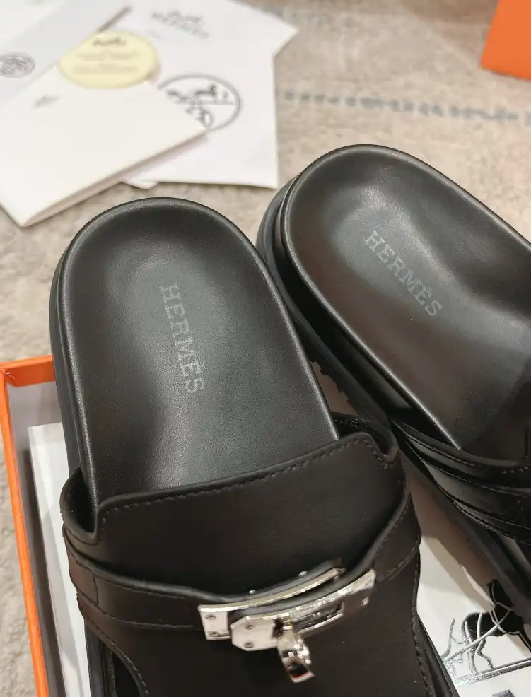 hype Hermes Slippers