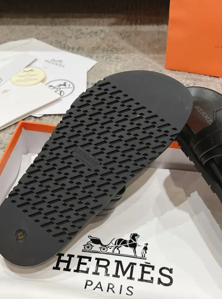 hype Hermes Slippers