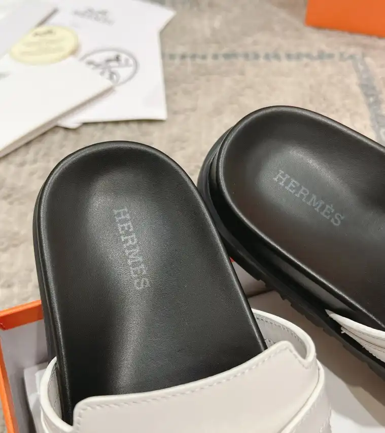 hype Hermes Slippers