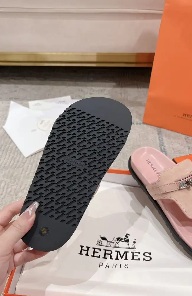 hype Hermes Slippers