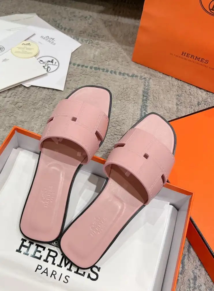 hype Hermes Slippers