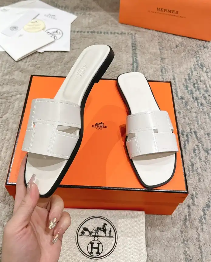 hype Hermes Slippers