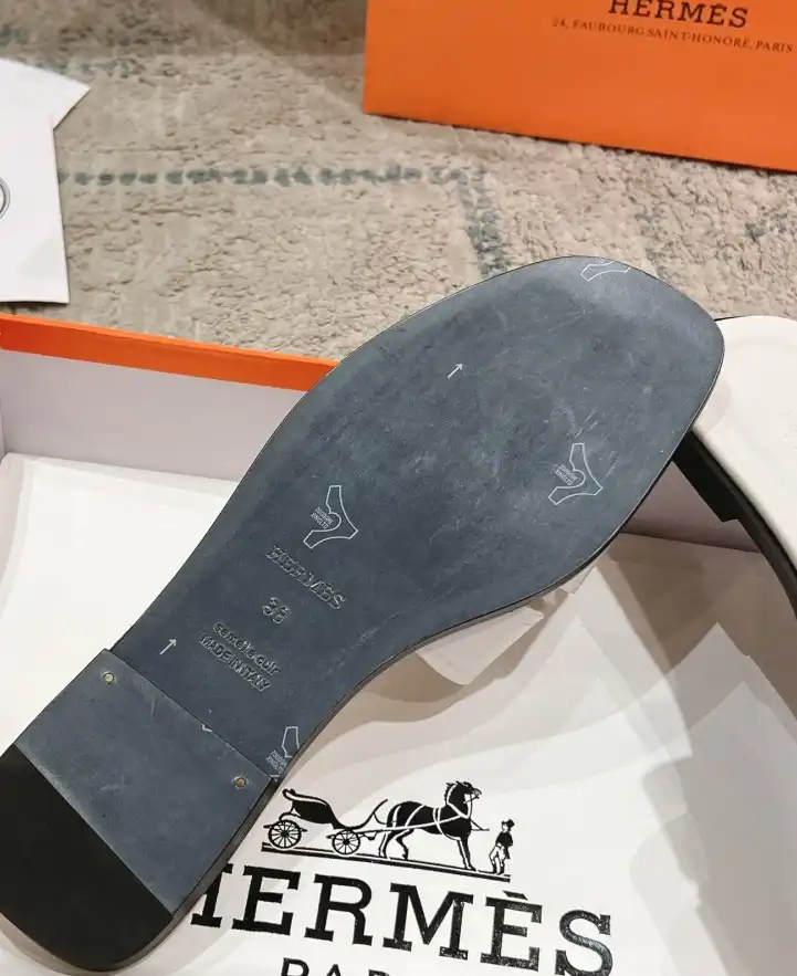 hype Hermes Slippers