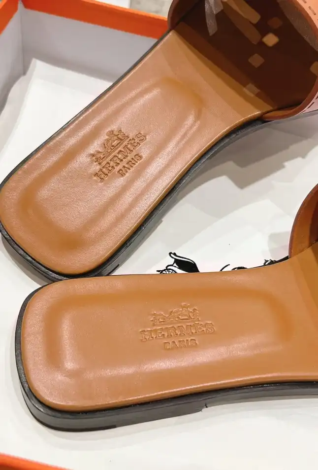 hype Hermes Slippers