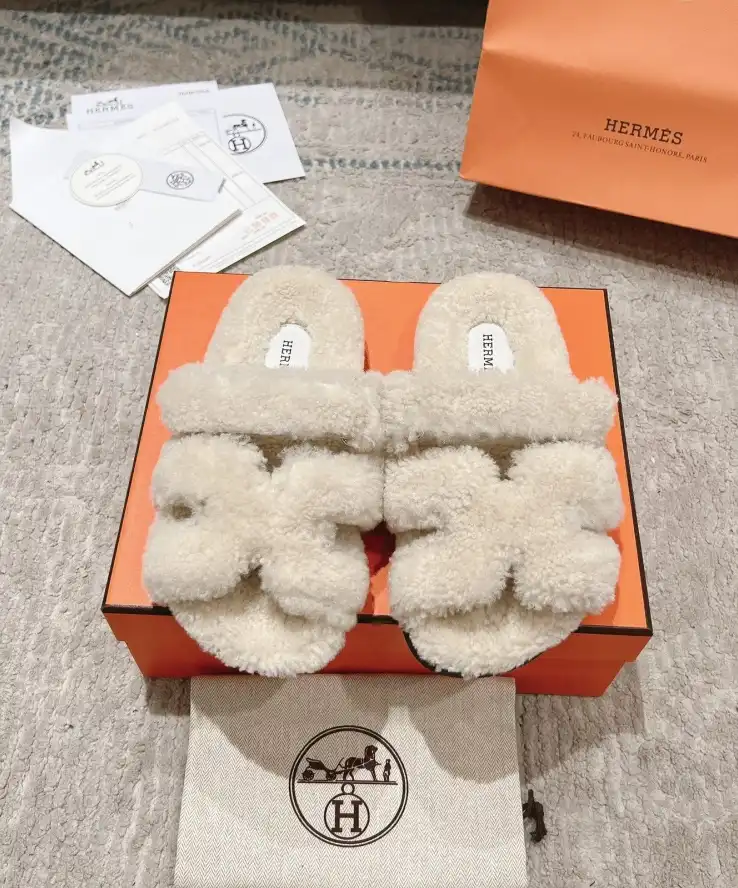 hype Hermes Slippers