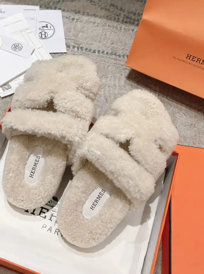 hype Hermes Slippers